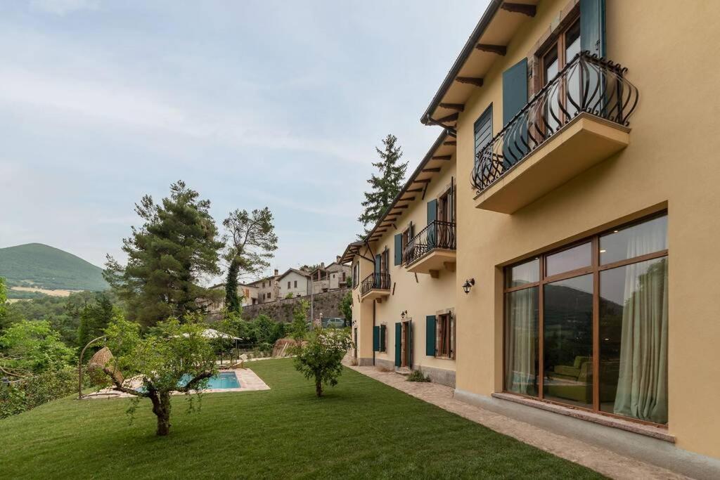 Villa Gina Umbria Luxury Retreat SantʼAnatolia di Narco Екстериор снимка