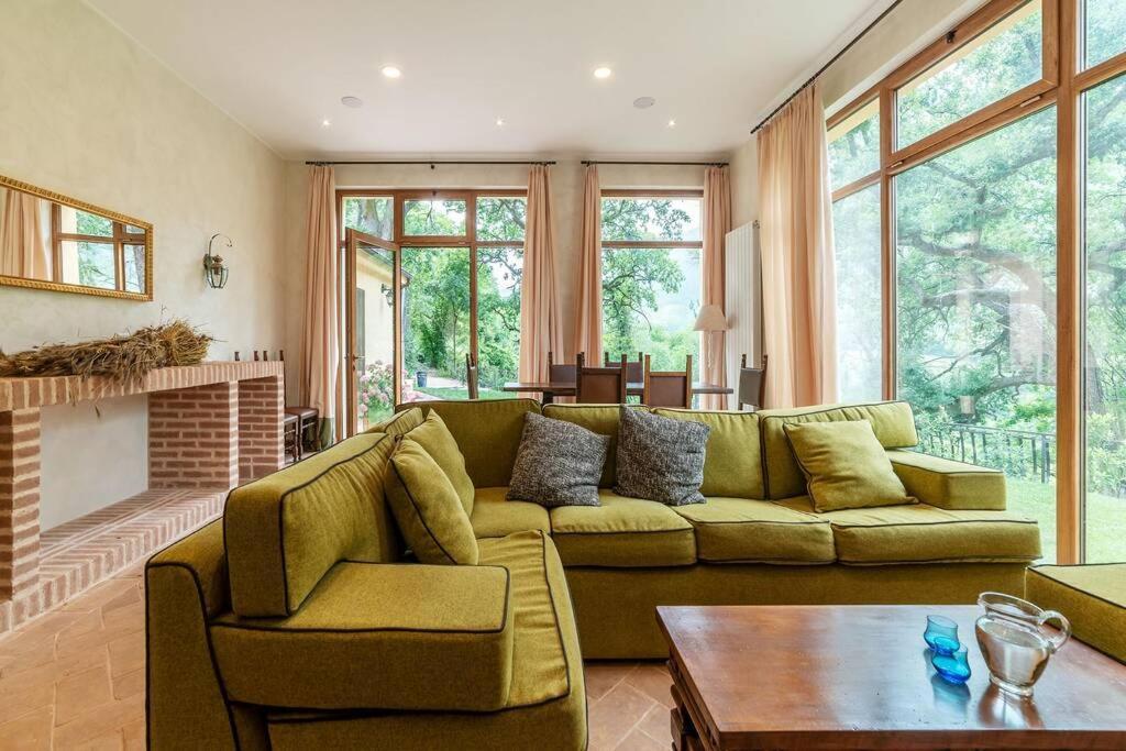 Villa Gina Umbria Luxury Retreat SantʼAnatolia di Narco Екстериор снимка