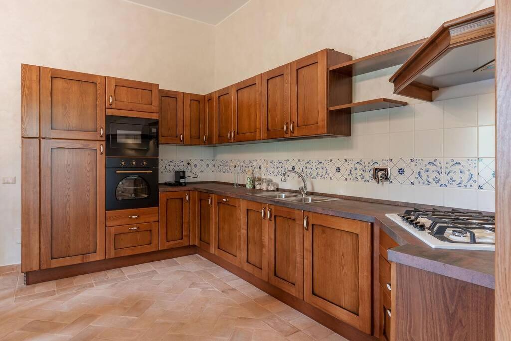 Villa Gina Umbria Luxury Retreat SantʼAnatolia di Narco Екстериор снимка